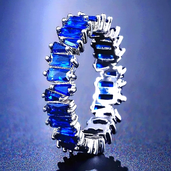 Fashion sapphire blue baguette CZ band ring size 7. - Picture 1 of 7